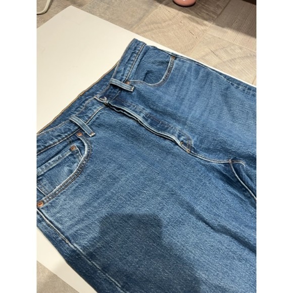 Levis 501 short‎ Skinny 6 button W32xL28 - Picture 2 of 6